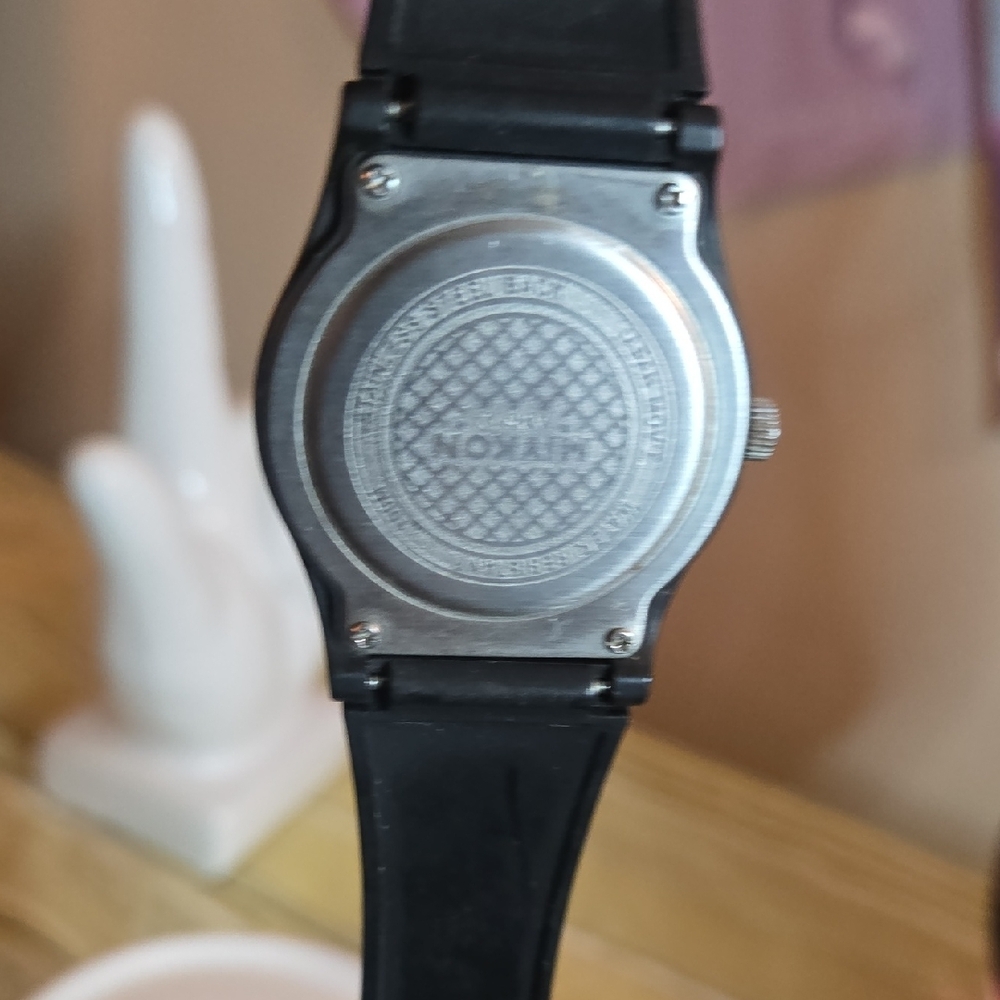 Men's Black and Silver Analog Watch with Day-Date - Picture 4 of 5